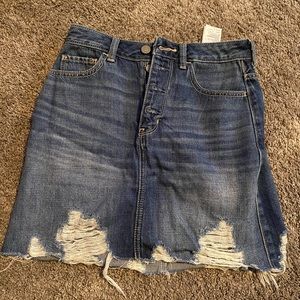 Hollister skirt